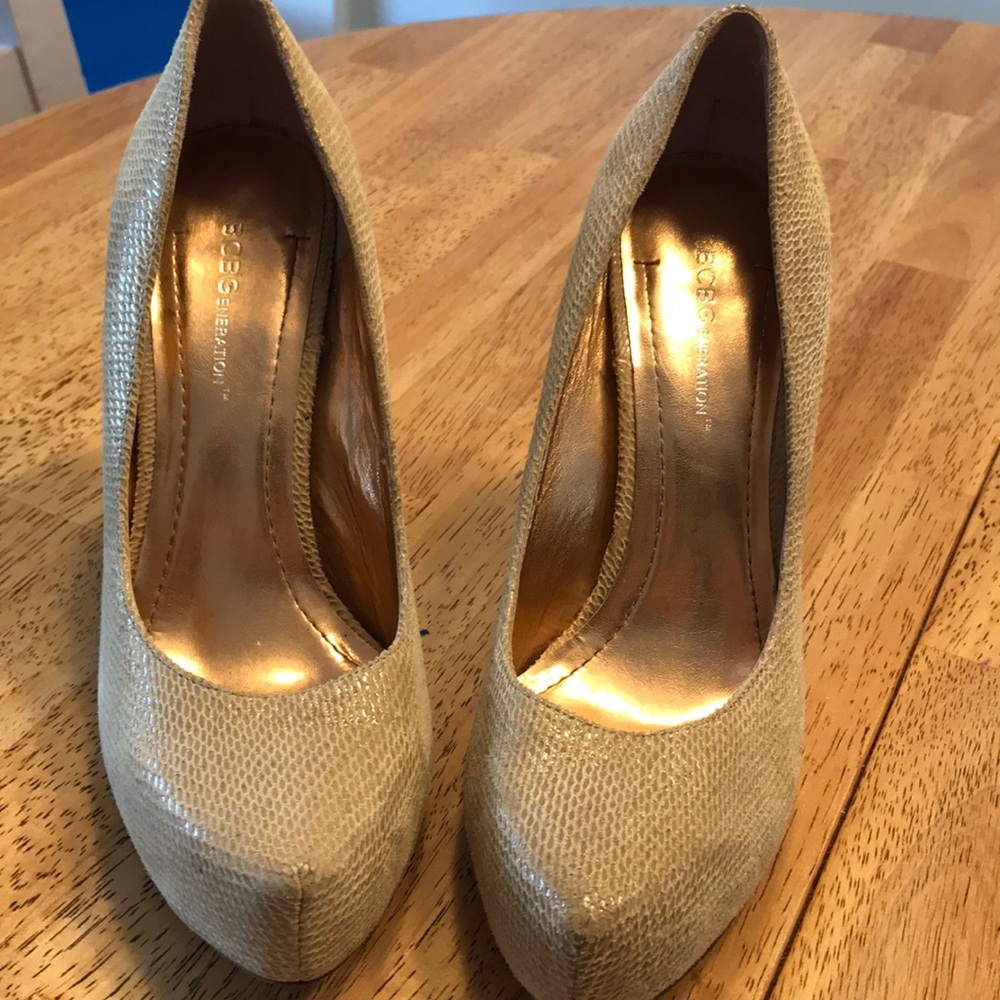 BCBG heels